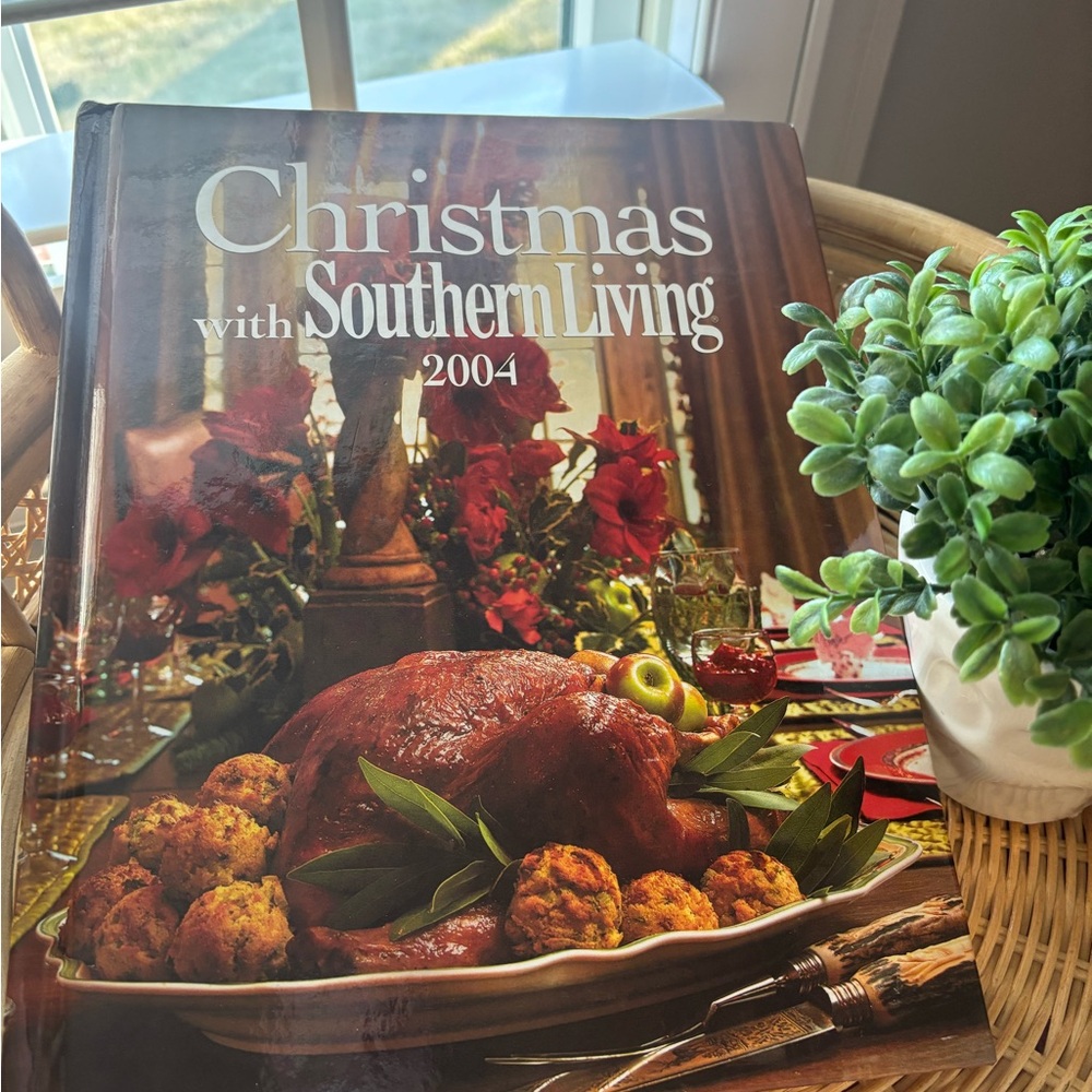 Christmas with Southern Living 2004 Book
